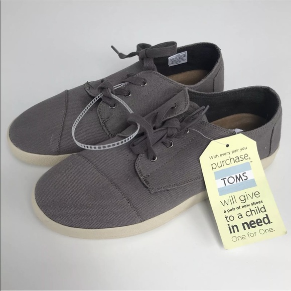 toms lace up sneakers
